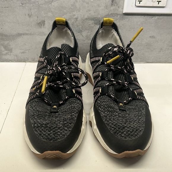 Madewell Knit Sneakers - Picture 4 of 8